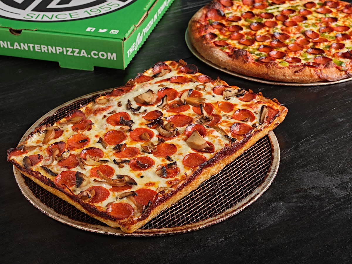 Green Lantern Pizza-3
