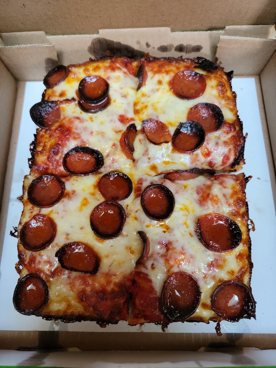 Green Lantern Pizza-6